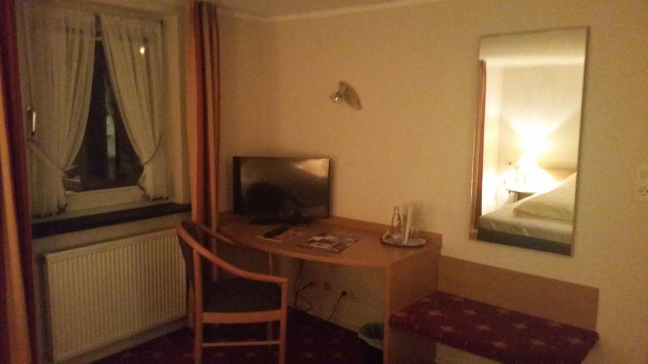 Land-Gut Hotel Zur Bruecke Garni Drolshagen Esterno foto