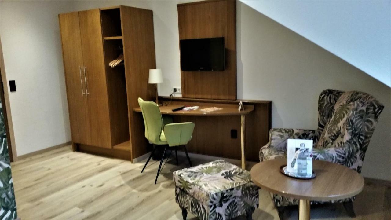Land-Gut Hotel Zur Bruecke Garni Drolshagen Esterno foto