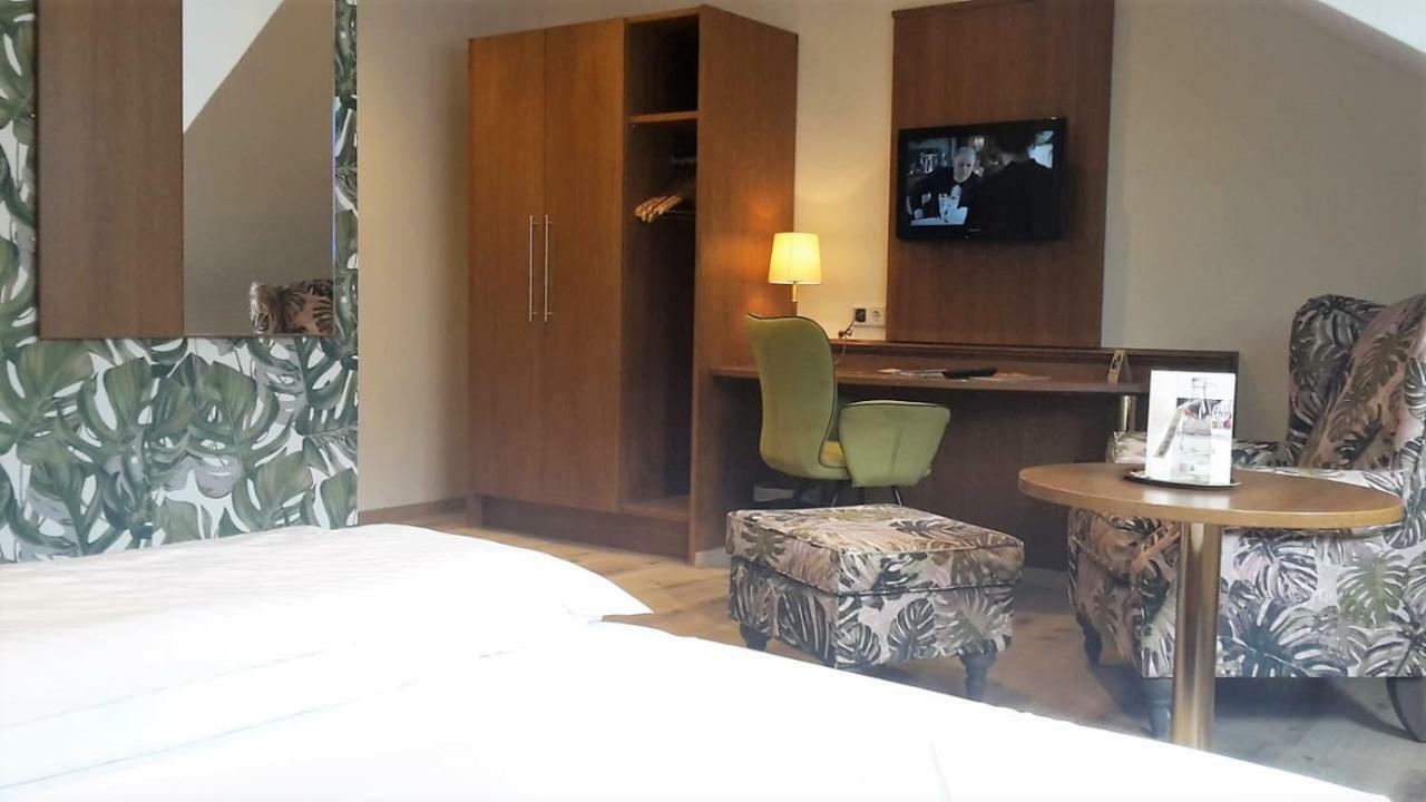 Land-Gut Hotel Zur Bruecke Garni Drolshagen Esterno foto